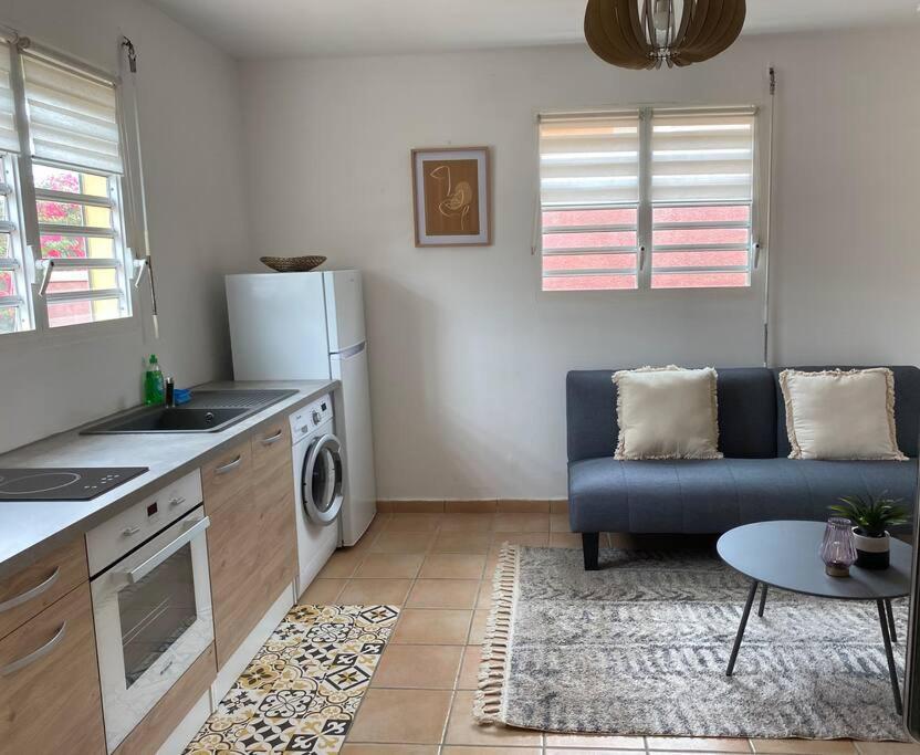Appartement Cosy & Calme En Rez De Villa Saint-Francois  Exterior photo